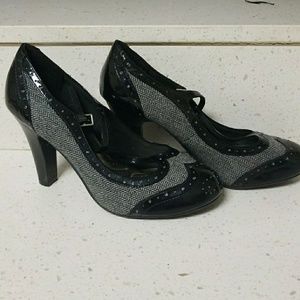 Vintage style heels!